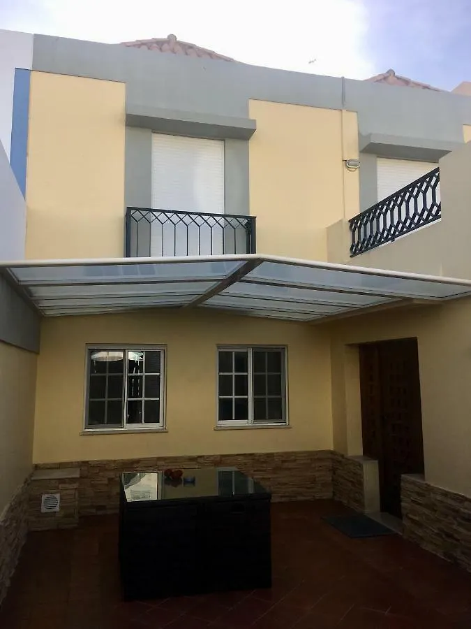 Casa Das Figuras Faro Holiday home