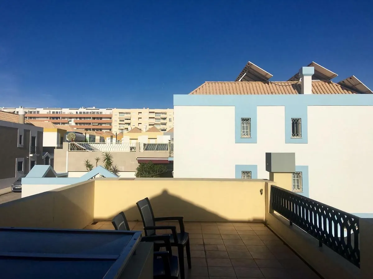 Casa Das Figuras Faro Holiday home